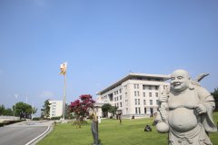 走进历史，感受名人魅力|品味名人雕塑的独特韵味