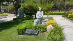 孙礼仁纪念碑落成：以《思索》之名，传承艺术之魂